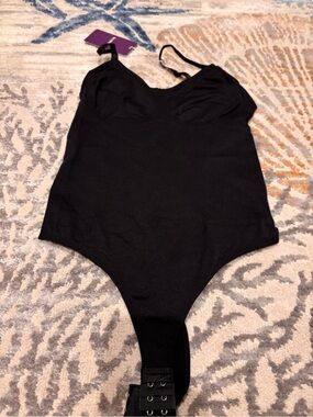 NWT HeyShape Bodysuit in black size large